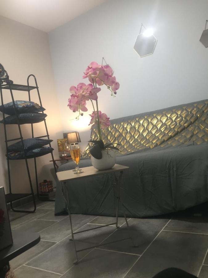 Chez Sandy Bed & Breakfast Aubagne Eksteriør bilde