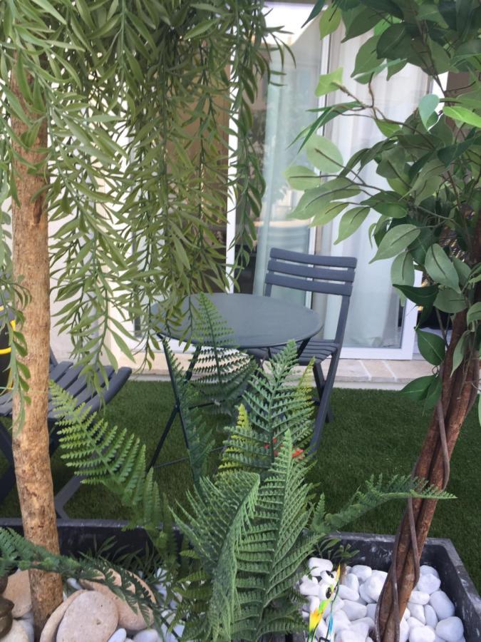 Chez Sandy Bed & Breakfast Aubagne Eksteriør bilde
